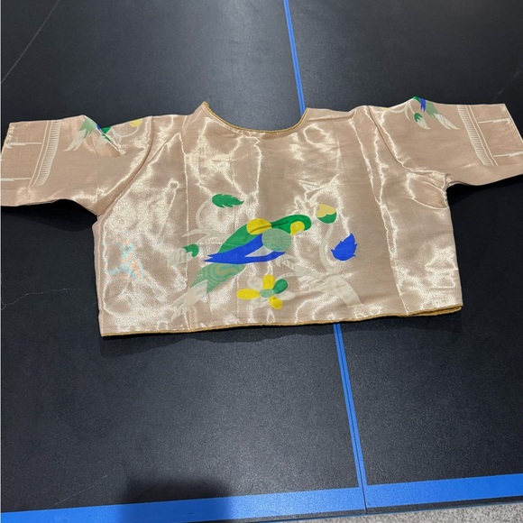 COPY - The paithani tissue blouses with different colors - Picture 1 of 9